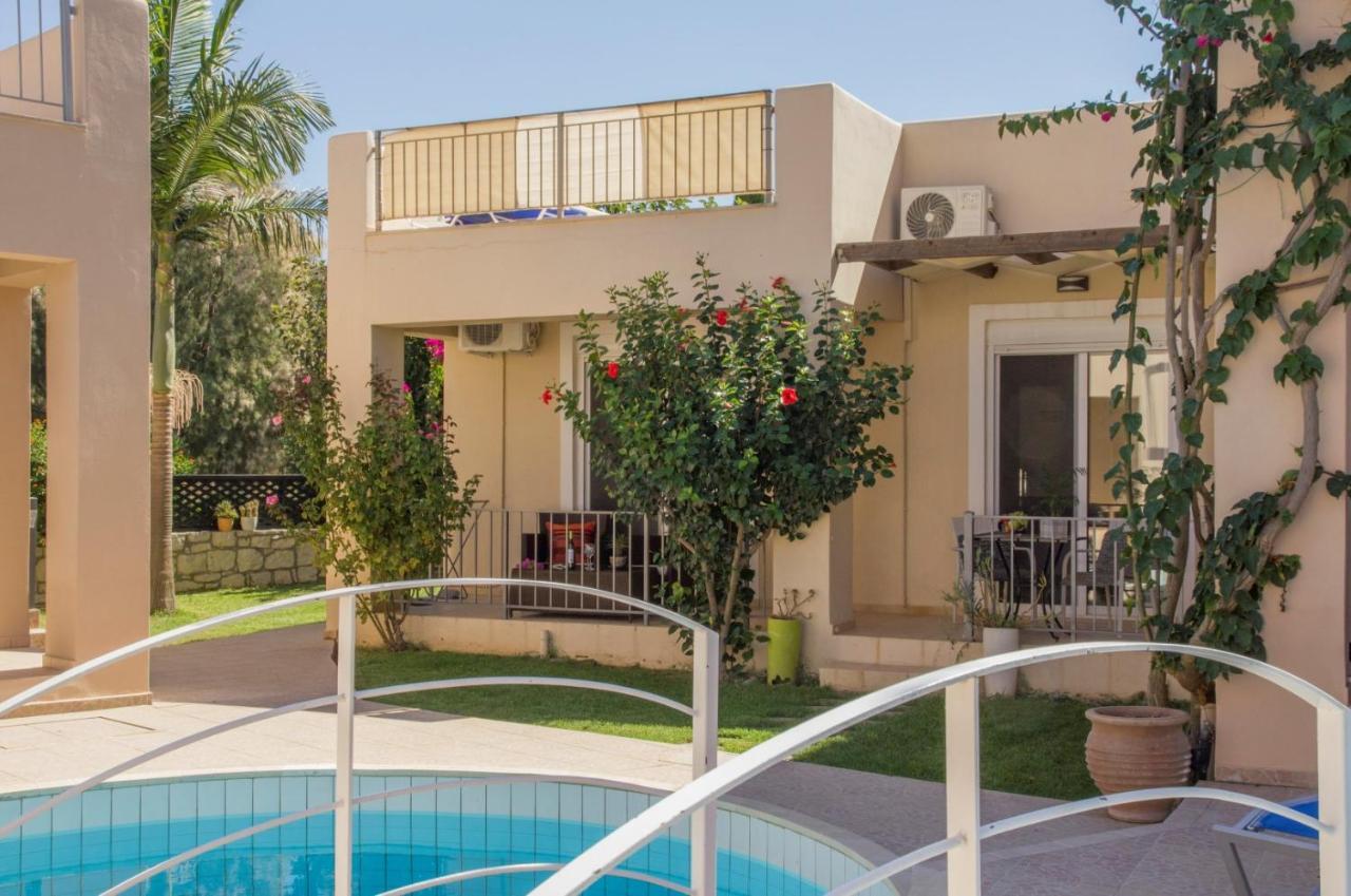 Villa Nopigia Homeleader ภายนอก รูปภาพ