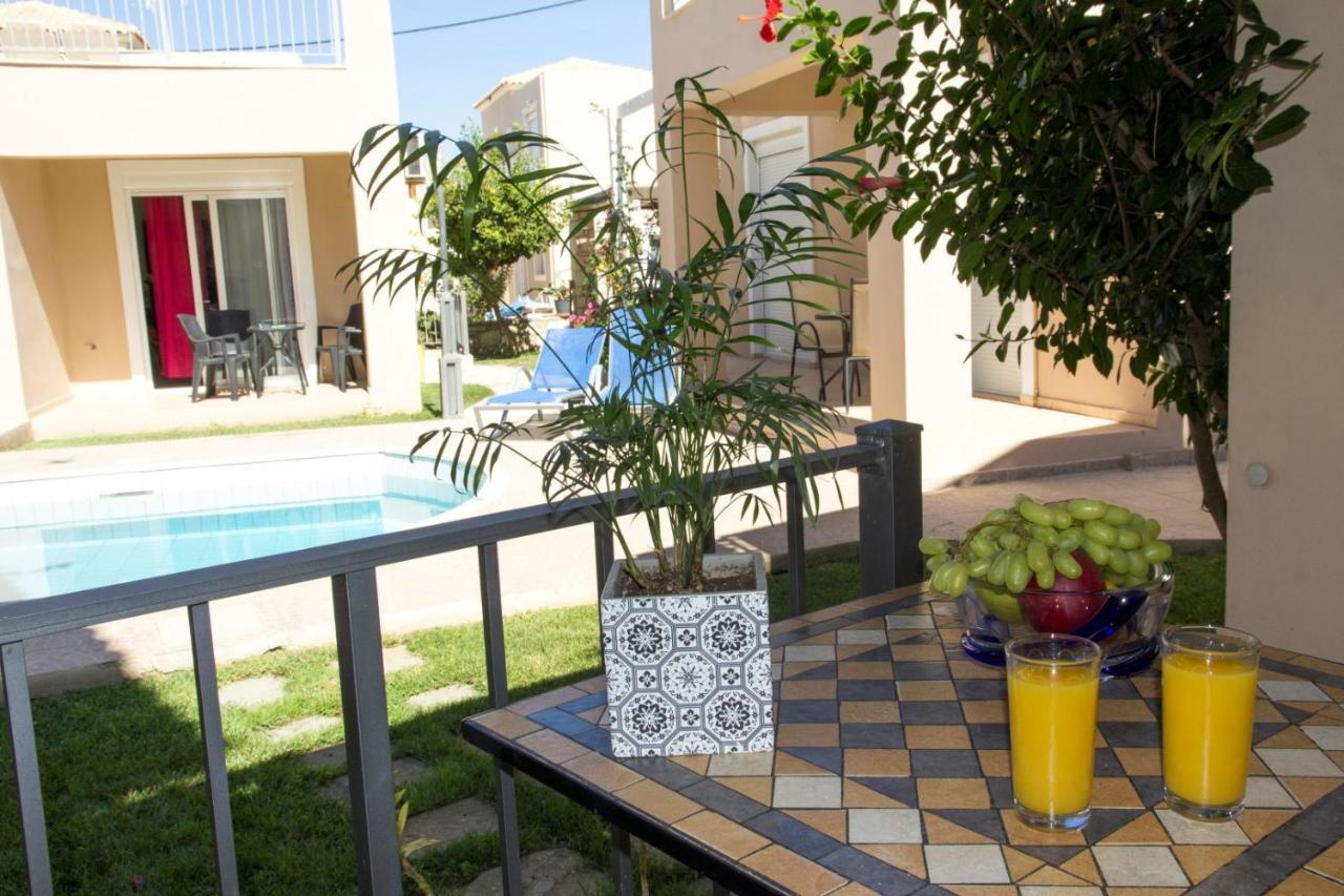 Villa Nopigia Homeleader ภายนอก รูปภาพ