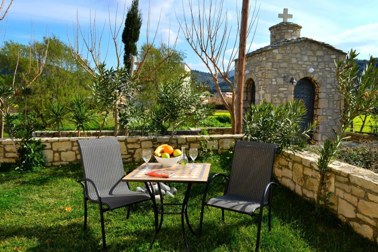 Villa Nopigia Homeleader ภายนอก รูปภาพ